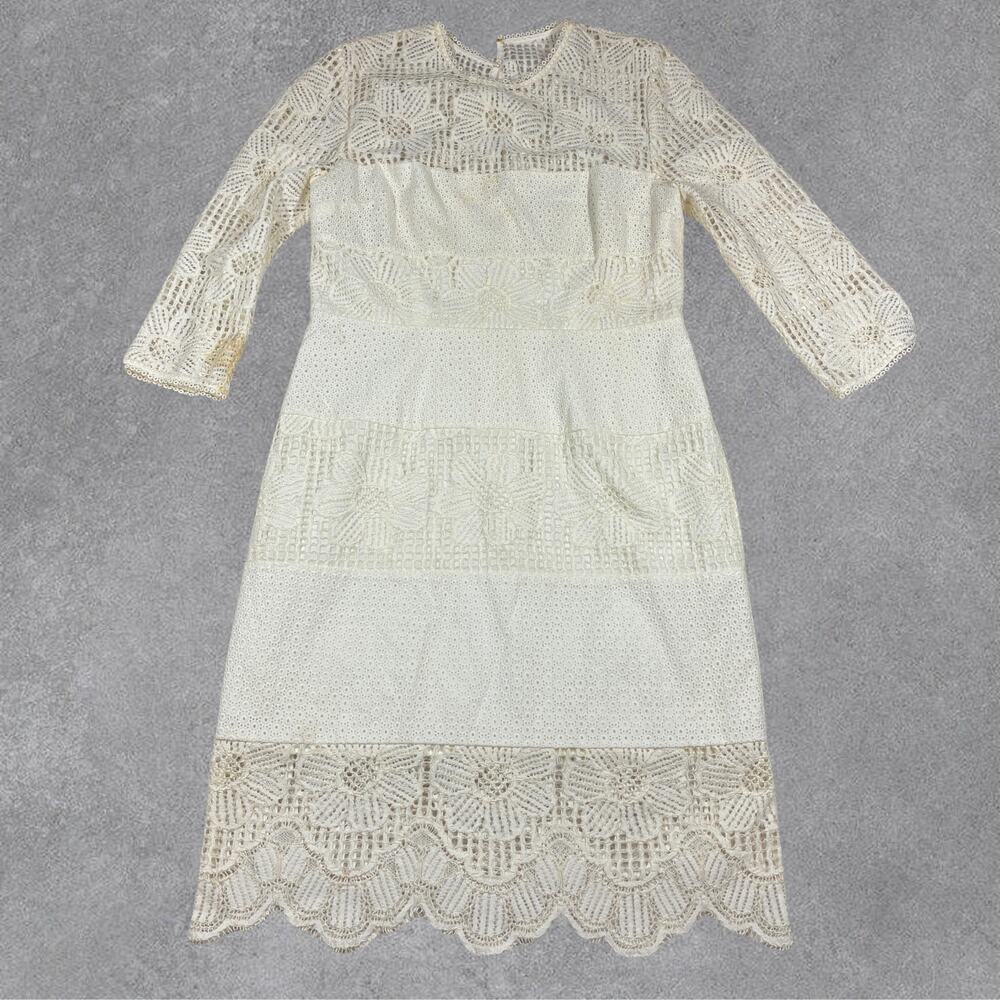 Trina Turk Sheath Dress 8 White Floral Crochet Lace 3/4 Sleeve Elegant Cocktail